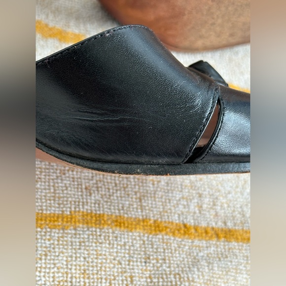 Capezio Heels - Black, Size 7.5 - Picture 10 of 10